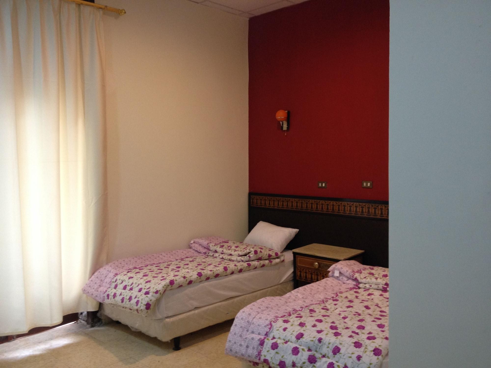 One Season Hostel Le Caire Extérieur photo