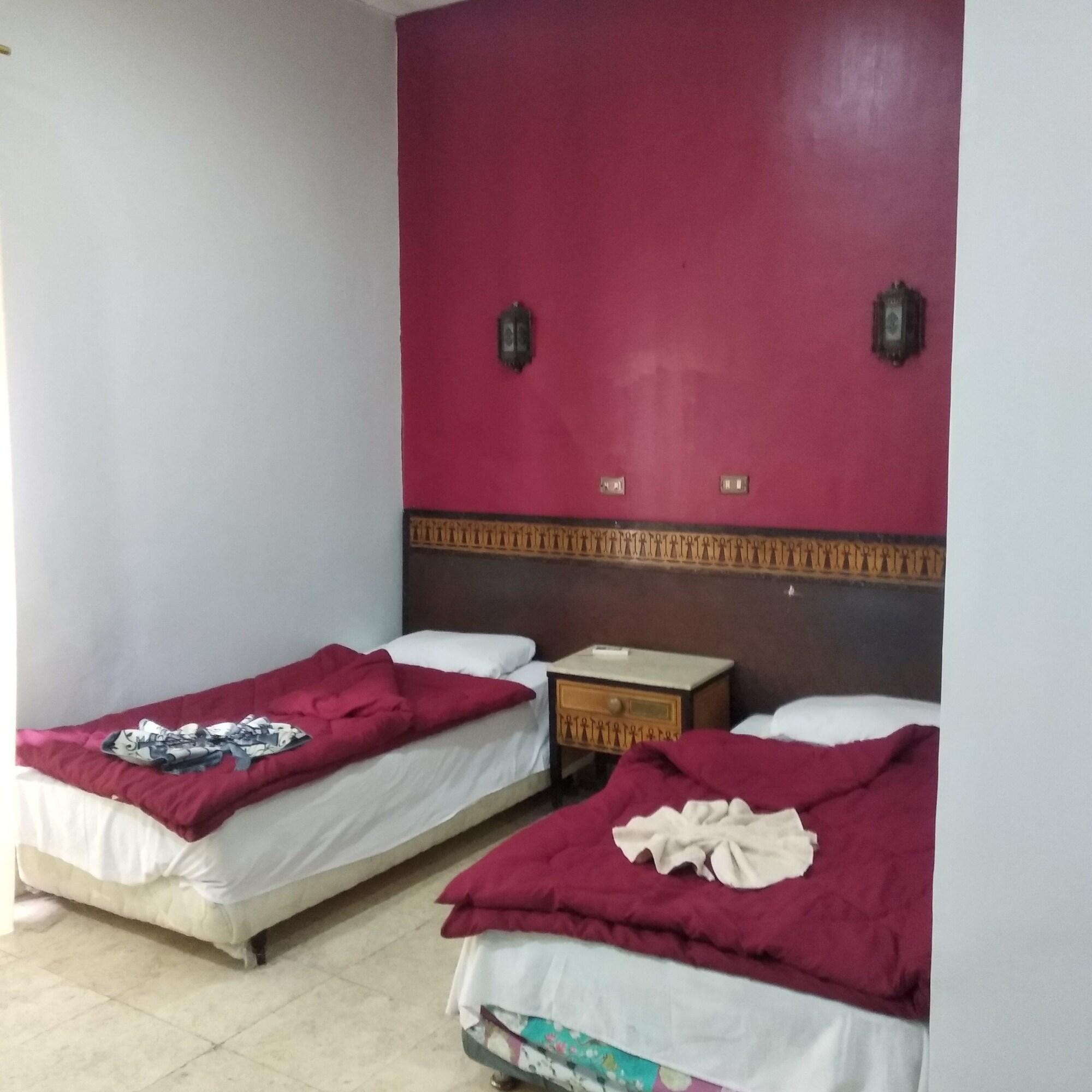 One Season Hostel Le Caire Extérieur photo